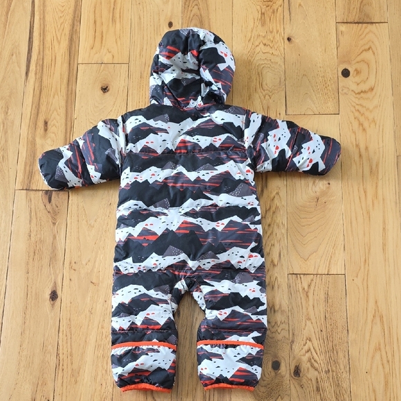 Columbia Black and Red Footies One Piece - Picture 3 of 3